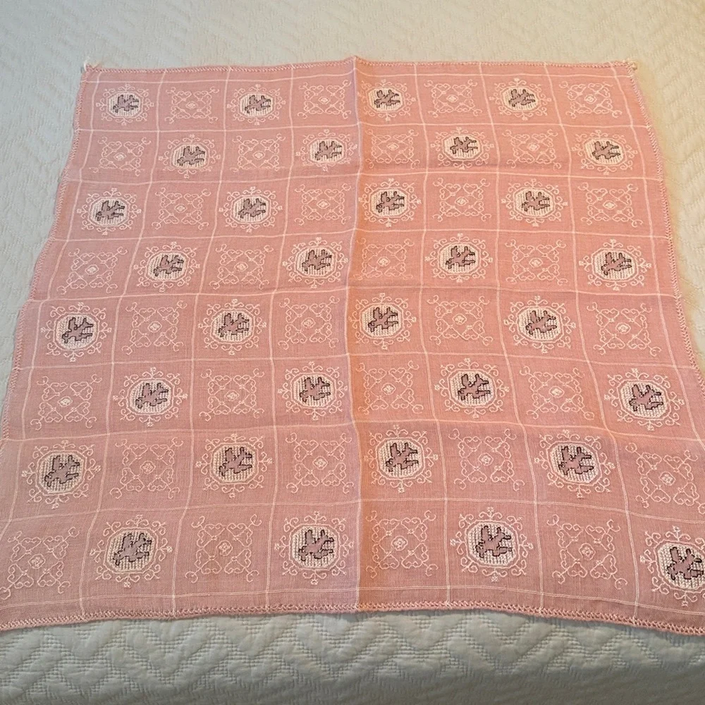Vintage Italian Linen Handmade Pink Tablecloth and 6 napkins